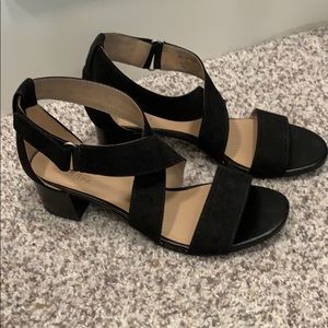 Black Naturalizer Block Heel Sandal